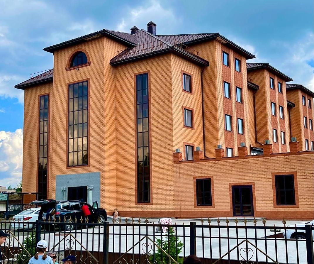 Hotel Gloria Deluxe Borovoe Exterior photo